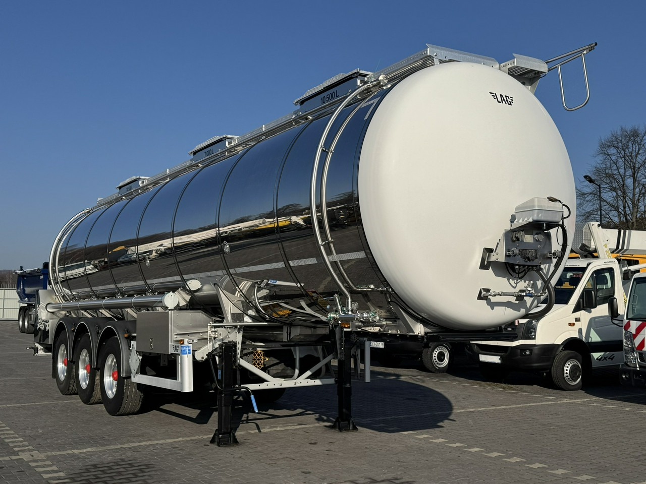 Lag Spożywcza Magyar Izolowana Webasto Pompa Elektryczna do Zrzutu - Επικαθήμενο βυτίο: φωτογραφία 4 Lag Spożywcza Magyar Izolowana Webasto Pompa Elektryczna do Zrzutu - Επικαθήμενο βυτίο: φωτογραφία 4