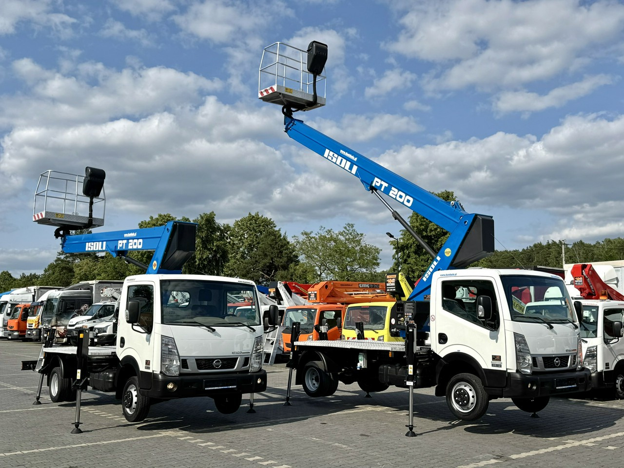 Nissan Cabstar - Φορτηγό με εναέρια πλατφόρμα: φωτογραφία 4 Nissan Cabstar - Φορτηγό με εναέρια πλατφόρμα: φωτογραφία 4