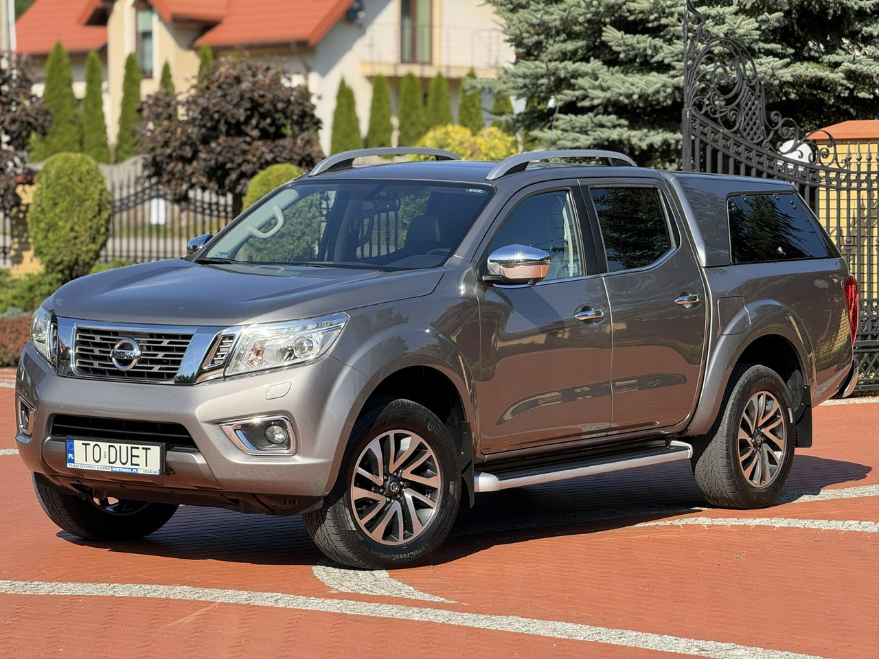 Nissan Navara - Ημιφορτηγό: φωτογραφία 1 Nissan Navara - Ημιφορτηγό: φωτογραφία 1