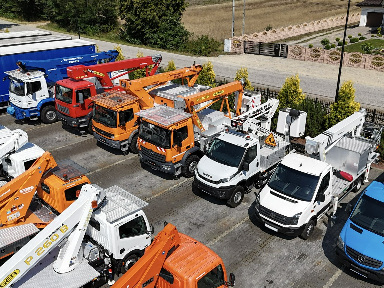 Nissan Zwyżka Podnośnik Koszowy 4X4 CABSTAR MAXITY SPRINTER - Φορτηγό με εναέρια πλατφόρμα: φωτογραφία 5 Nissan Zwyżka Podnośnik Koszowy 4X4 CABSTAR MAXITY SPRINTER - Φορτηγό με εναέρια πλατφόρμα: φωτογραφία 5