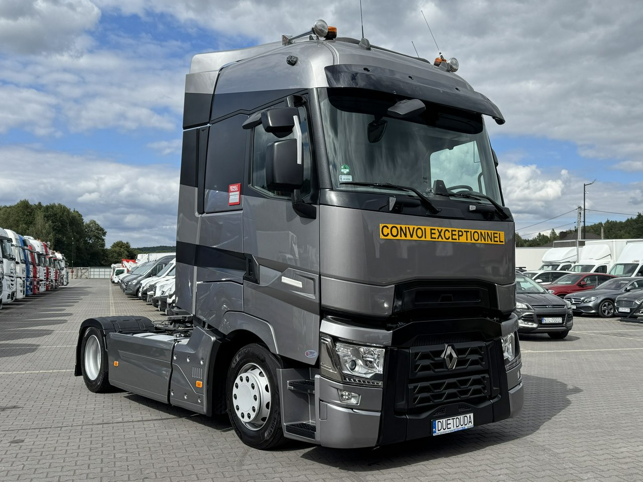 Renault Gama T 520 HIGH CAB Silnik 13litrów Euro 6 Low deck - Τράκτορας: φωτογραφία 5 Renault Gama T 520 HIGH CAB Silnik 13litrów Euro 6 Low deck - Τράκτορας: φωτογραφία 5