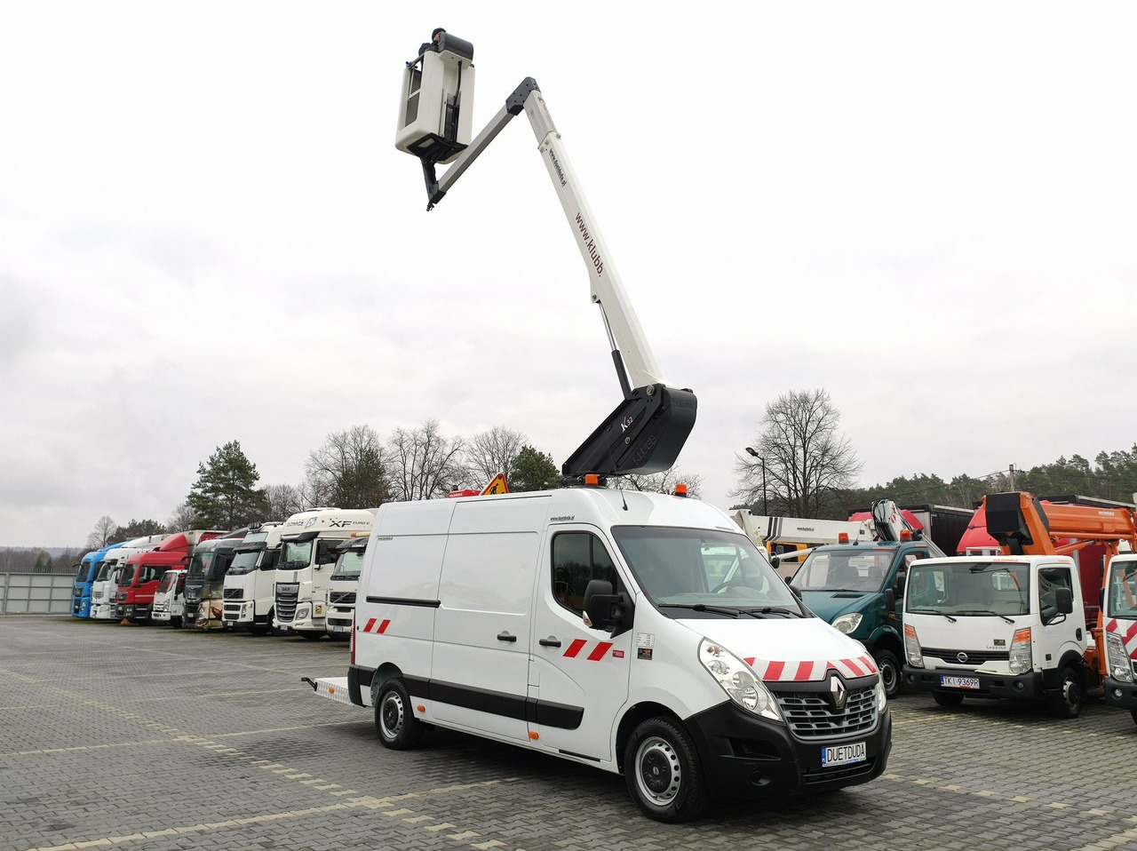 Renault Master - Φορτηγό με εναέρια πλατφόρμα: φωτογραφία 3 Renault Master - Φορτηγό με εναέρια πλατφόρμα: φωτογραφία 3