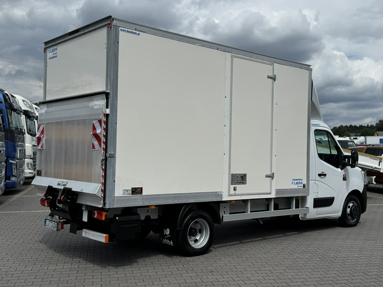 Επαγγελματικό αυτοκίνητο κόφα Renault Master: φωτογραφία 7 Επαγγελματικό αυτοκίνητο κόφα Renault Master: φωτογραφία 7