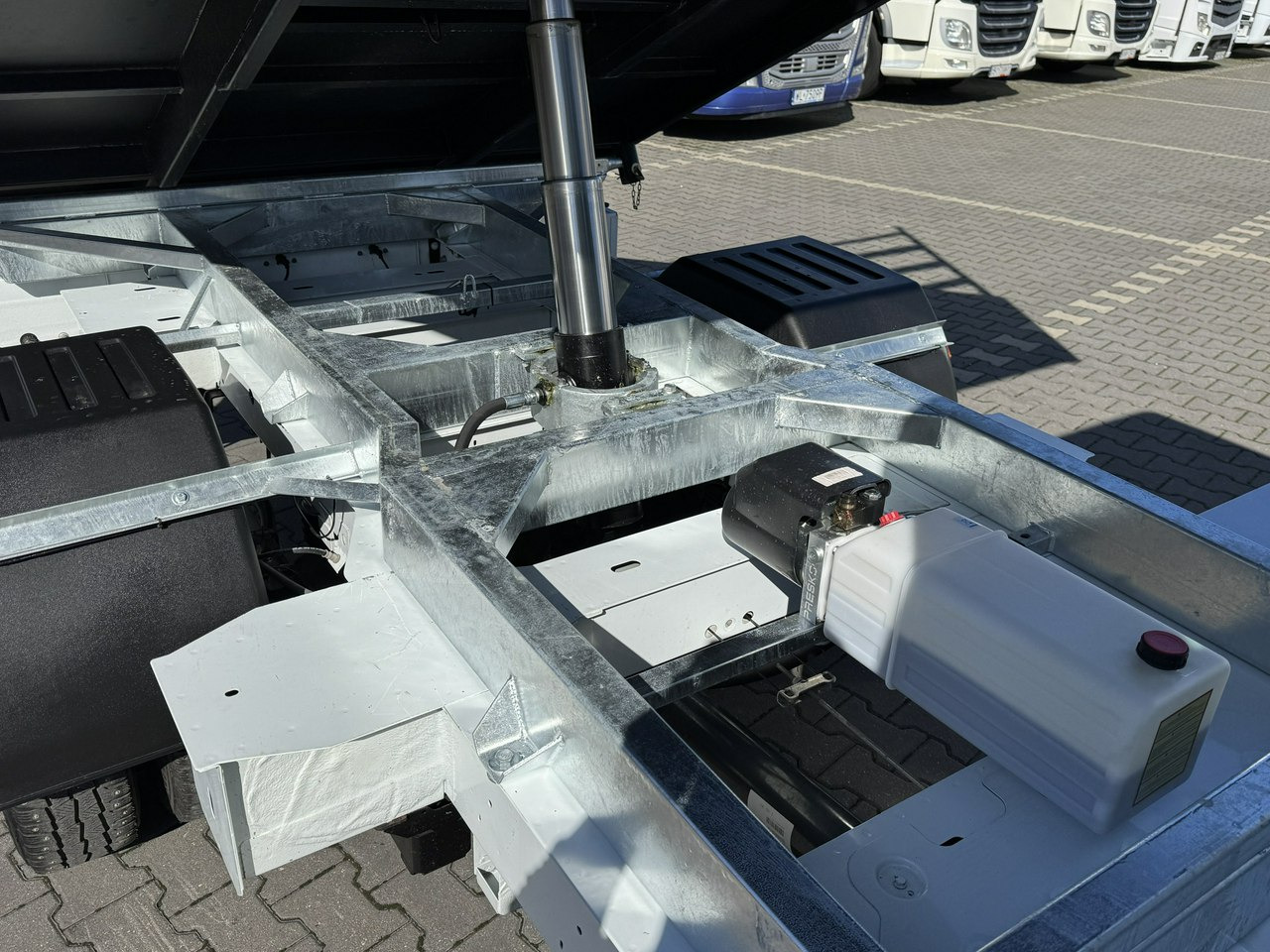 Renault Master - Όχημα με ανατρεπομενη καροτσα: φωτογραφία 5 Renault Master - Όχημα με ανατρεπομενη καροτσα: φωτογραφία 5