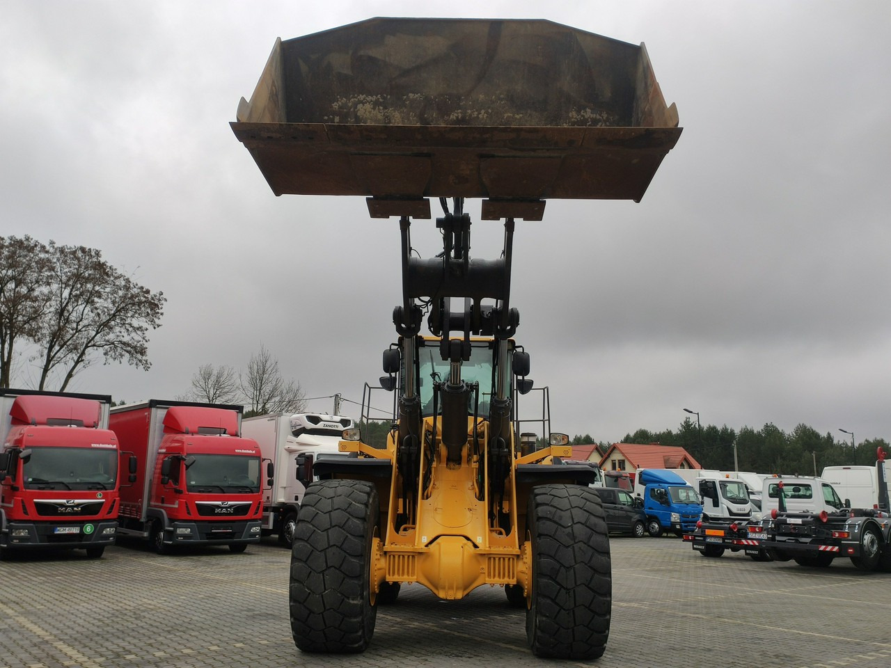 Volvo L 220G - Ελαστιχοφόρος φορτωτής: φωτογραφία 4 Volvo L 220G - Ελαστιχοφόρος φορτωτής: φωτογραφία 4