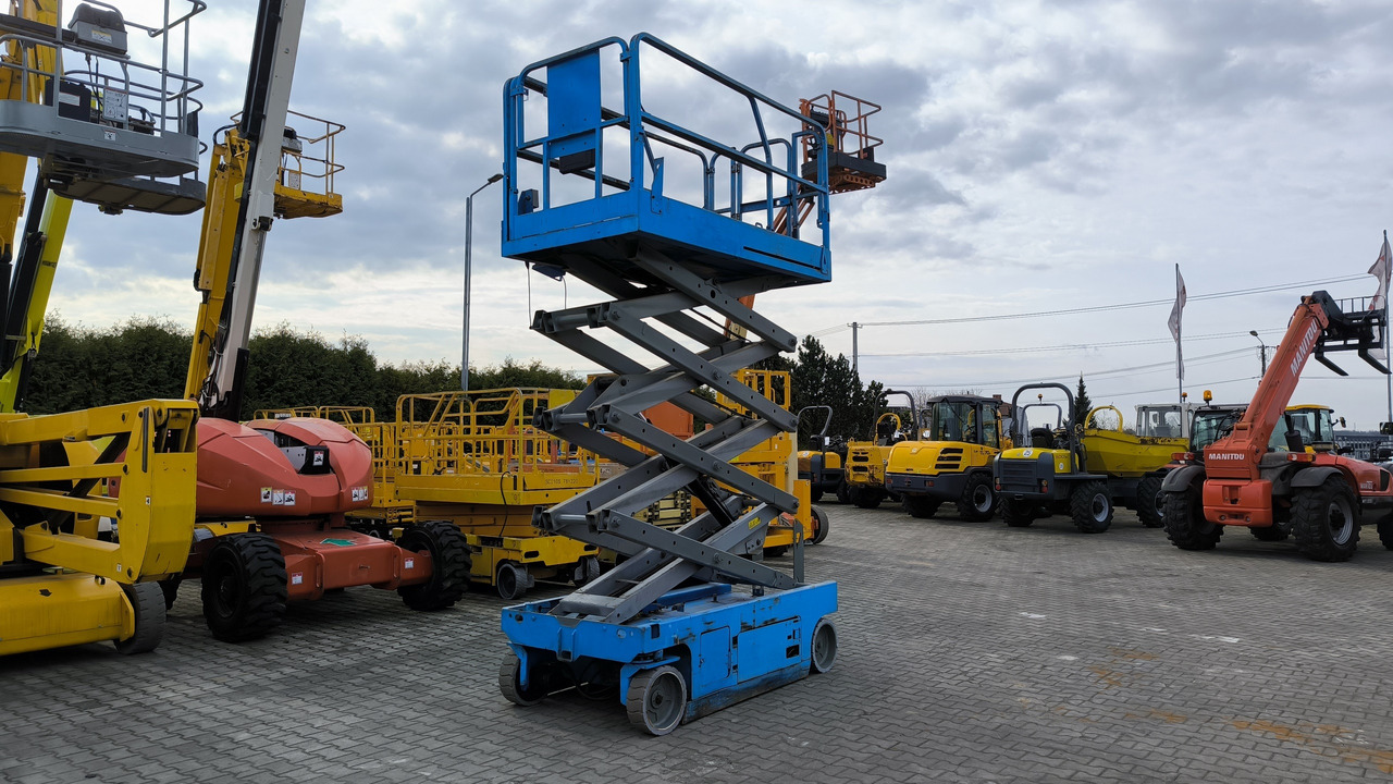 Ψαλιδωτό ανυψωτικό GENIE GS 2646: φωτογραφία 10 Ψαλιδωτό ανυψωτικό GENIE GS 2646: φωτογραφία 10