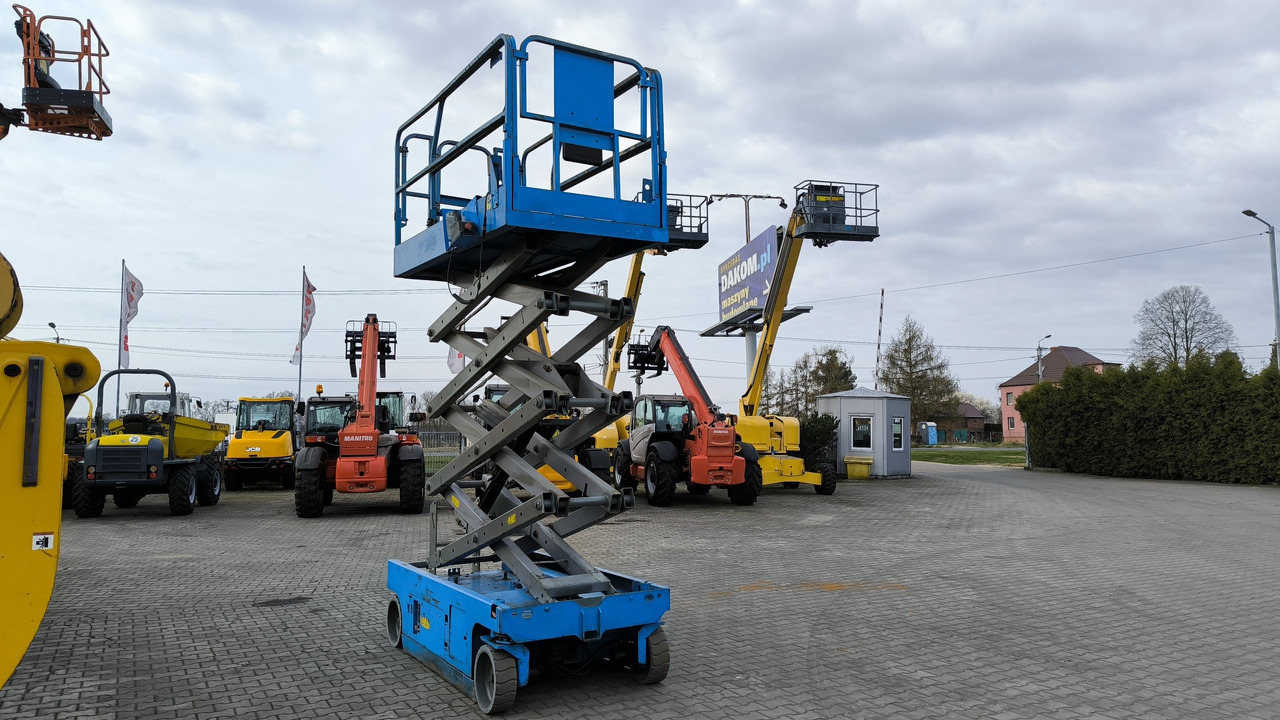 Ψαλιδωτό ανυψωτικό GENIE GS 2646: φωτογραφία 11 Ψαλιδωτό ανυψωτικό GENIE GS 2646: φωτογραφία 11