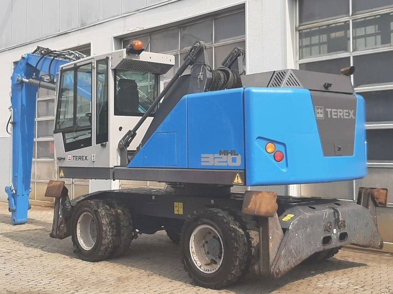 Fuchs MHL 320 F  - Μηχάνημα Διαχείρισης Υλικών: φωτογραφία 3 Fuchs MHL 320 F  - Μηχάνημα Διαχείρισης Υλικών: φωτογραφία 3