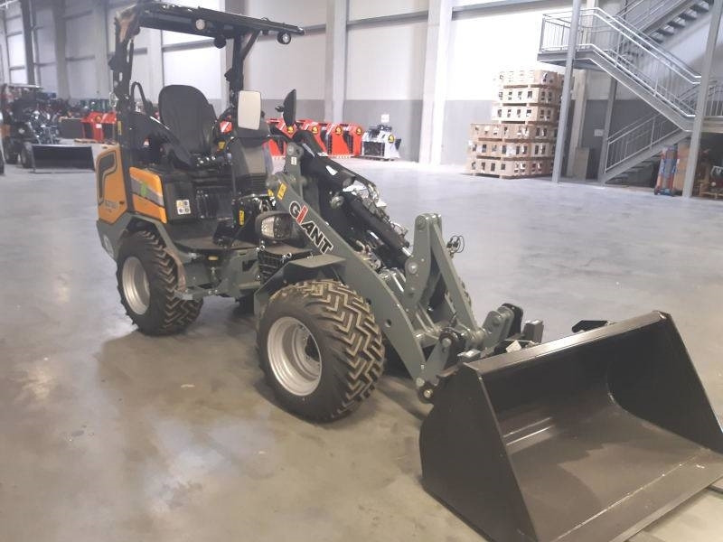 Giant G 2700 E X-Tra Elektro / electric - Φορτωτής πλάγιας ολίσθησης: φωτογραφία 4 Giant G 2700 E X-Tra Elektro / electric - Φορτωτής πλάγιας ολίσθησης: φωτογραφία 4