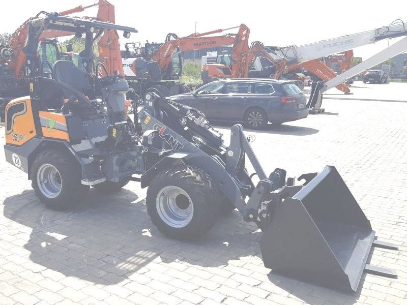 Giant G 2700 E X-Tra Elektro / electric - Φορτωτής πλάγιας ολίσθησης: φωτογραφία 4 Giant G 2700 E X-Tra Elektro / electric - Φορτωτής πλάγιας ολίσθησης: φωτογραφία 4