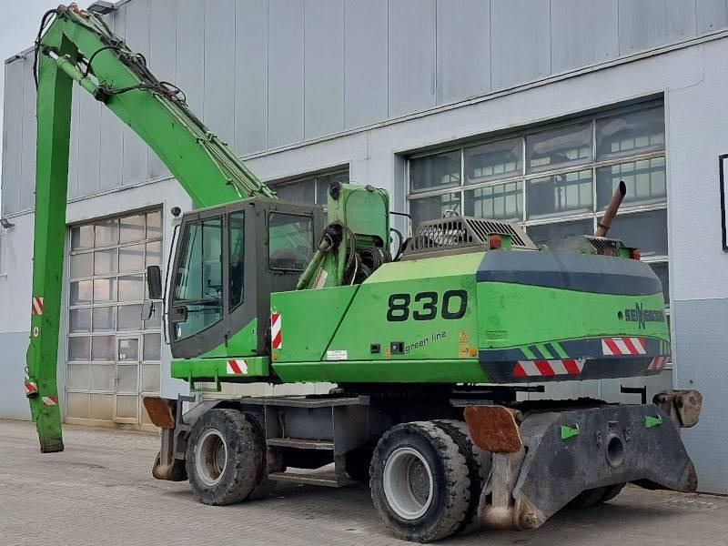 Sennebogen 830 - Μηχάνημα Διαχείρισης Υλικών: φωτογραφία 3 Sennebogen 830 - Μηχάνημα Διαχείρισης Υλικών: φωτογραφία 3