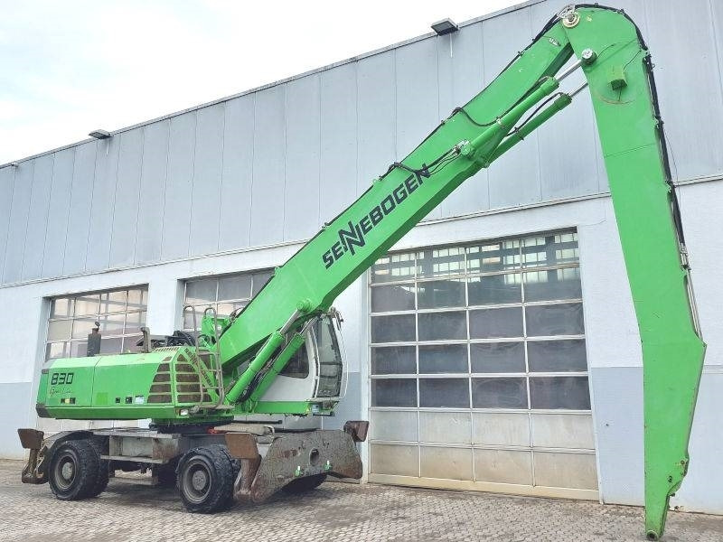 Sennebogen 830  - Μηχάνημα Διαχείρισης Υλικών: φωτογραφία 4 Sennebogen 830  - Μηχάνημα Διαχείρισης Υλικών: φωτογραφία 4