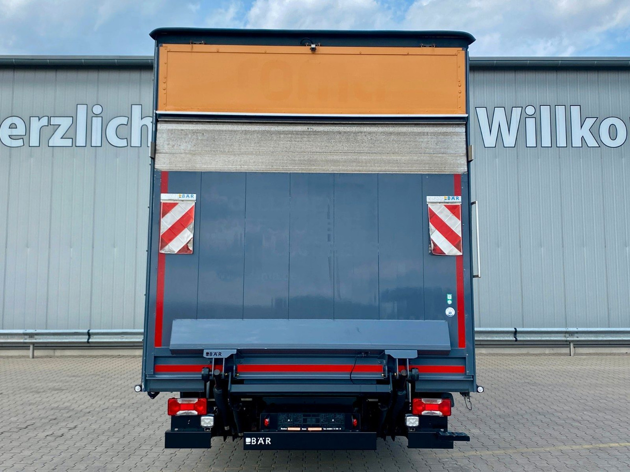 Iveco Daily Hi-Matic 70 C 21 Topsleeper | LBW 1,00to. - Επαγγελματικό αυτοκίνητο με μουσαμά: φωτογραφία 4 Iveco Daily Hi-Matic 70 C 21 Topsleeper | LBW 1,00to. - Επαγγελματικό αυτοκίνητο με μουσαμά: φωτογραφία 4