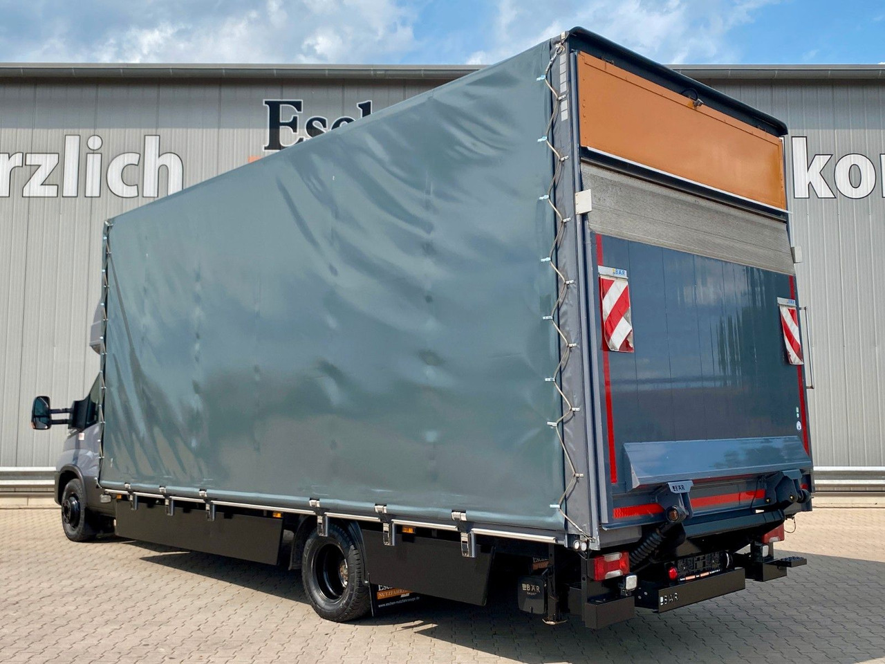 Iveco Daily Hi-Matic 70 C 21 Topsleeper | LBW 1,00to. - Επαγγελματικό αυτοκίνητο με μουσαμά: φωτογραφία 3 Iveco Daily Hi-Matic 70 C 21 Topsleeper | LBW 1,00to. - Επαγγελματικό αυτοκίνητο με μουσαμά: φωτογραφία 3