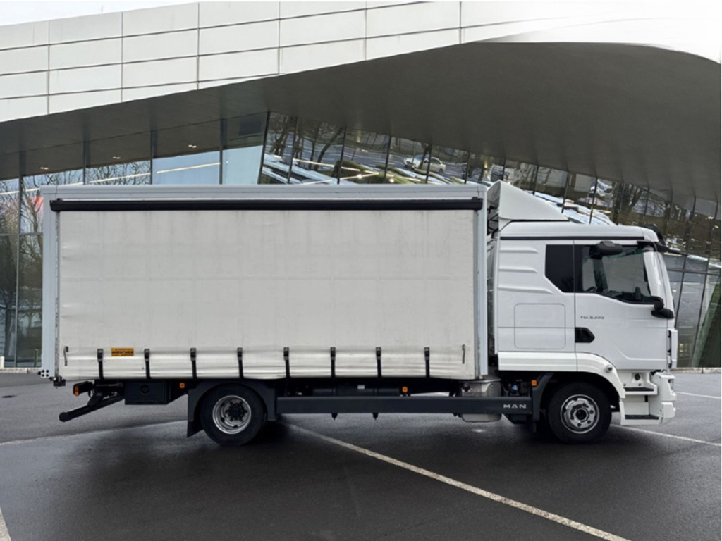 Φορτηγό κόφα MAN TGL 8.220 4x2 BL: φωτογραφία 6