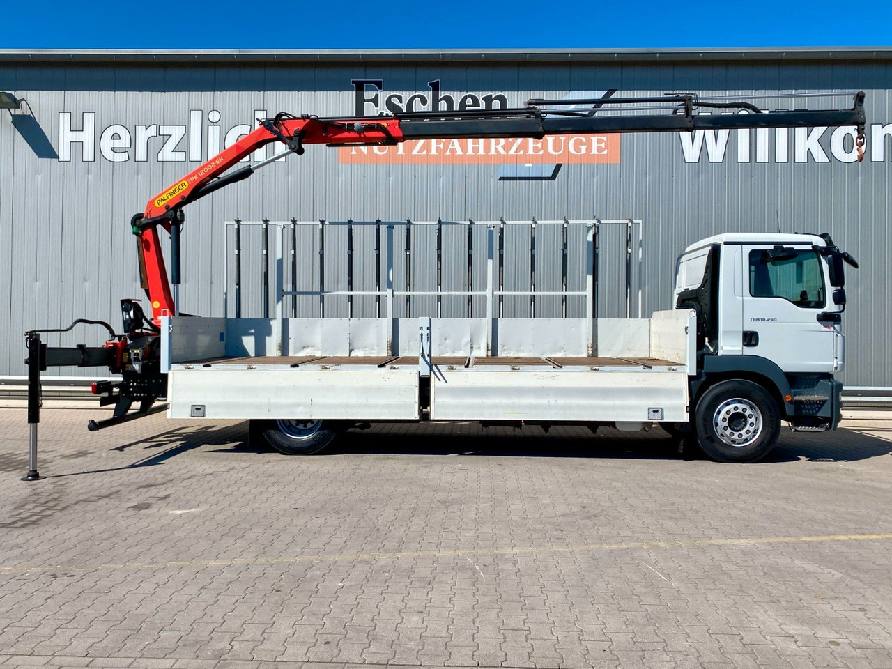 MAN TGM 18.290| Glas/HEGLA*PK12002*Funk*3x Sitze*AHK - Φορτηγό με ανοιχτή καρότσα, Φορτηγό με γερανό: φωτογραφία 2 MAN TGM 18.290| Glas/HEGLA*PK12002*Funk*3x Sitze*AHK - Φορτηγό με ανοιχτή καρότσα, Φορτηγό με γερανό: φωτογραφία 2