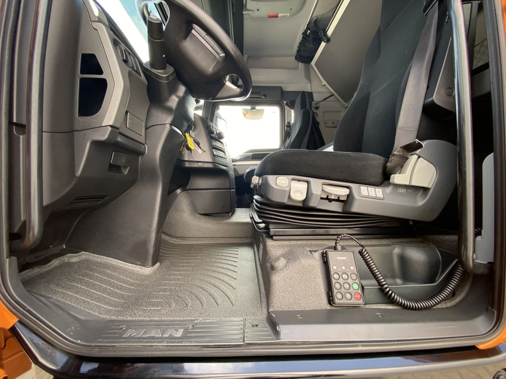 Τράκτορας MAN TGX 18.440 4x2 LLS-U Lowliner: φωτογραφία 10 Τράκτορας MAN TGX 18.440 4x2 LLS-U Lowliner: φωτογραφία 10