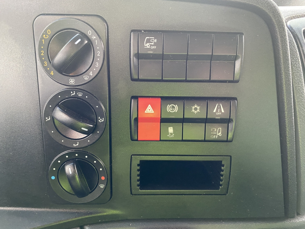 Φορτηγό ψυγείο Mercedes-Benz 1523 L / BÄR-LBW: φωτογραφία 19 Φορτηγό ψυγείο Mercedes-Benz 1523 L / BÄR-LBW: φωτογραφία 19