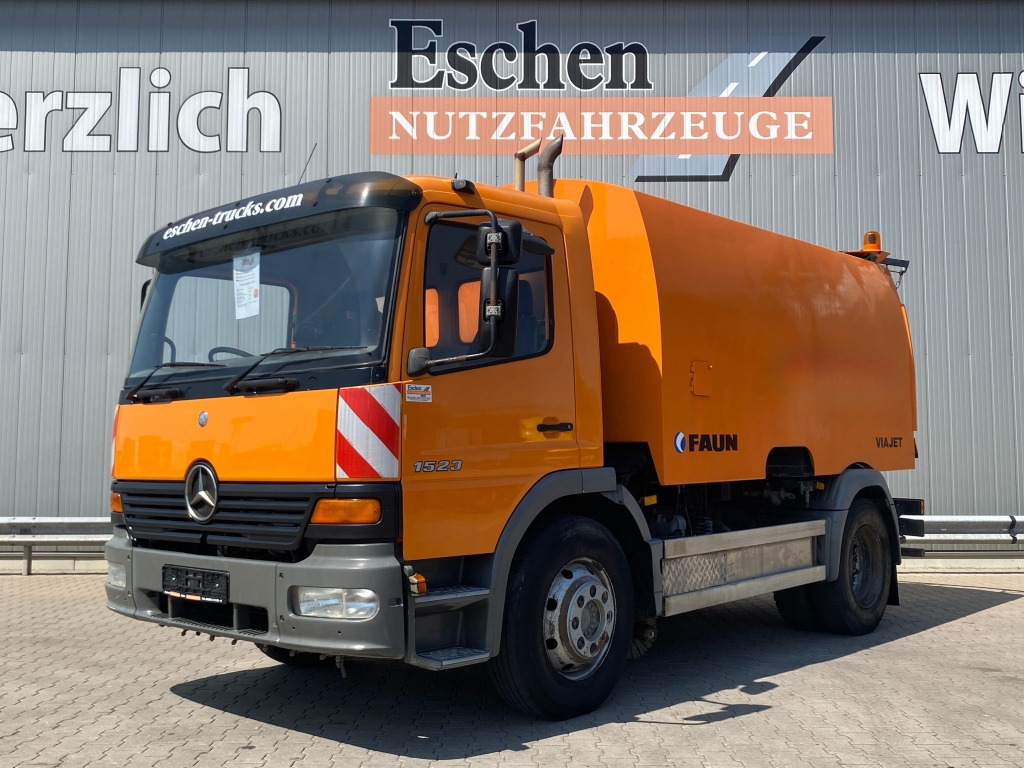 Mercedes-Benz 1523 L - Σάρωθρο δρόμων: φωτογραφία 1 Mercedes-Benz 1523 L - Σάρωθρο δρόμων: φωτογραφία 1