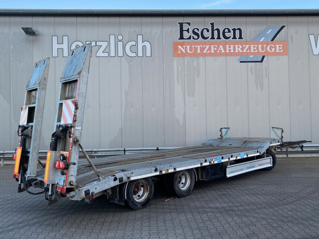 Möslein TF3-P | verzinktes Chassis*hydr. Rampen*Blatt - Ρυμούλκα με χαμηλό δάπεδο: φωτογραφία 4 Möslein TF3-P | verzinktes Chassis*hydr. Rampen*Blatt - Ρυμούλκα με χαμηλό δάπεδο: φωτογραφία 4
