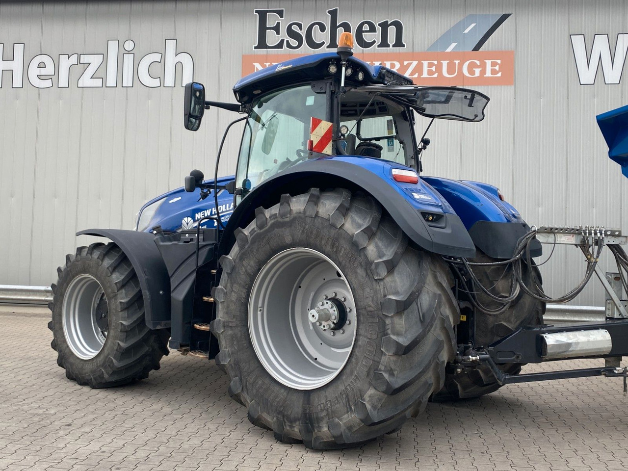 New Holland T7.315 AC 4x4 | Fronthydraulik*LoadSensing*Klima - Τρακτέρ: φωτογραφία 4 New Holland T7.315 AC 4x4 | Fronthydraulik*LoadSensing*Klima - Τρακτέρ: φωτογραφία 4
