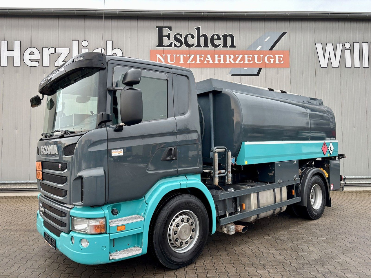 Scania G420 Esterer A3 | 2x Kammern*Oben/Unten*Retarder - Φορτηγό βυτιοφόρο: φωτογραφία 1 Scania G420 Esterer A3 | 2x Kammern*Oben/Unten*Retarder - Φορτηγό βυτιοφόρο: φωτογραφία 1