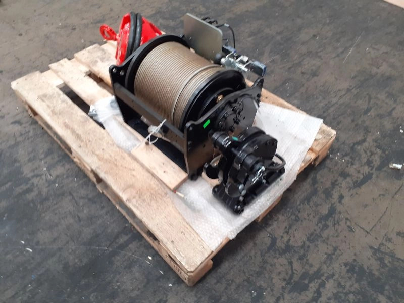 Cabrestante de elevación Brevini BWE015 - Βίντσι: φωτογραφία 3 Cabrestante de elevación Brevini BWE015 - Βίντσι: φωτογραφία 3