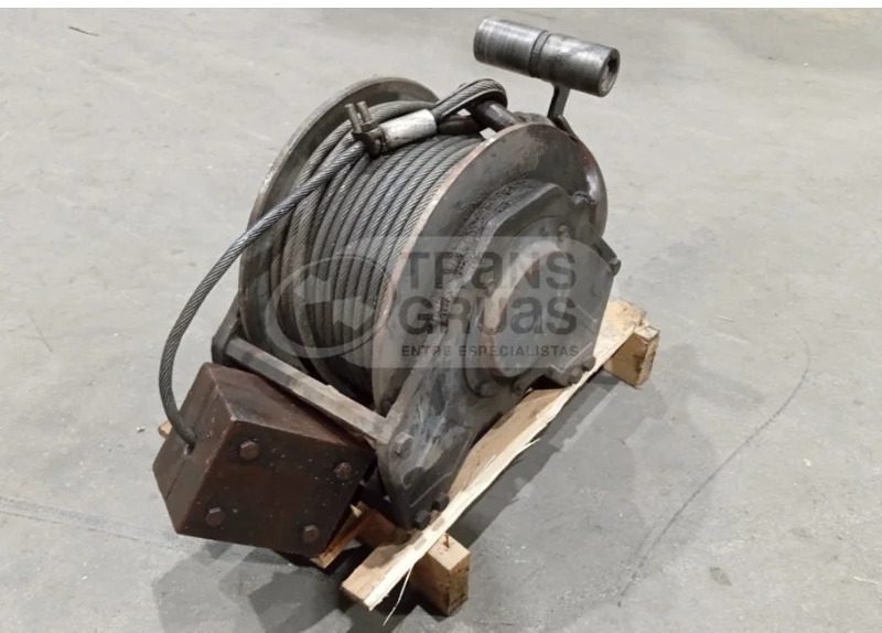 Cabrestante de elevación Dinamic Oil - Βίντσι: φωτογραφία 3 Cabrestante de elevación Dinamic Oil - Βίντσι: φωτογραφία 3