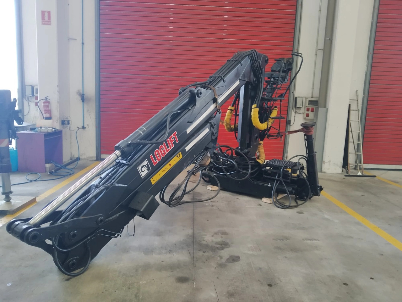 Grúa LOGLIFT 120S79R - Γερανός παπαγάλος για Φορτηγό: φωτογραφία 4 Grúa LOGLIFT 120S79R - Γερανός παπαγάλος για Φορτηγό: φωτογραφία 4