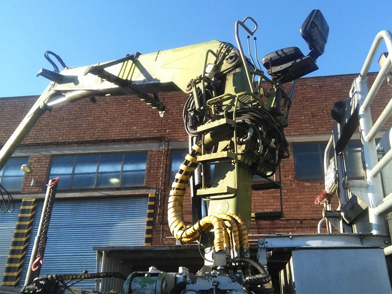 Grúa forestal Loglift F241 - Γερανός παπαγάλος για Δασικά μηχανήματα: φωτογραφία 2 Grúa forestal Loglift F241 - Γερανός παπαγάλος για Δασικά μηχανήματα: φωτογραφία 2