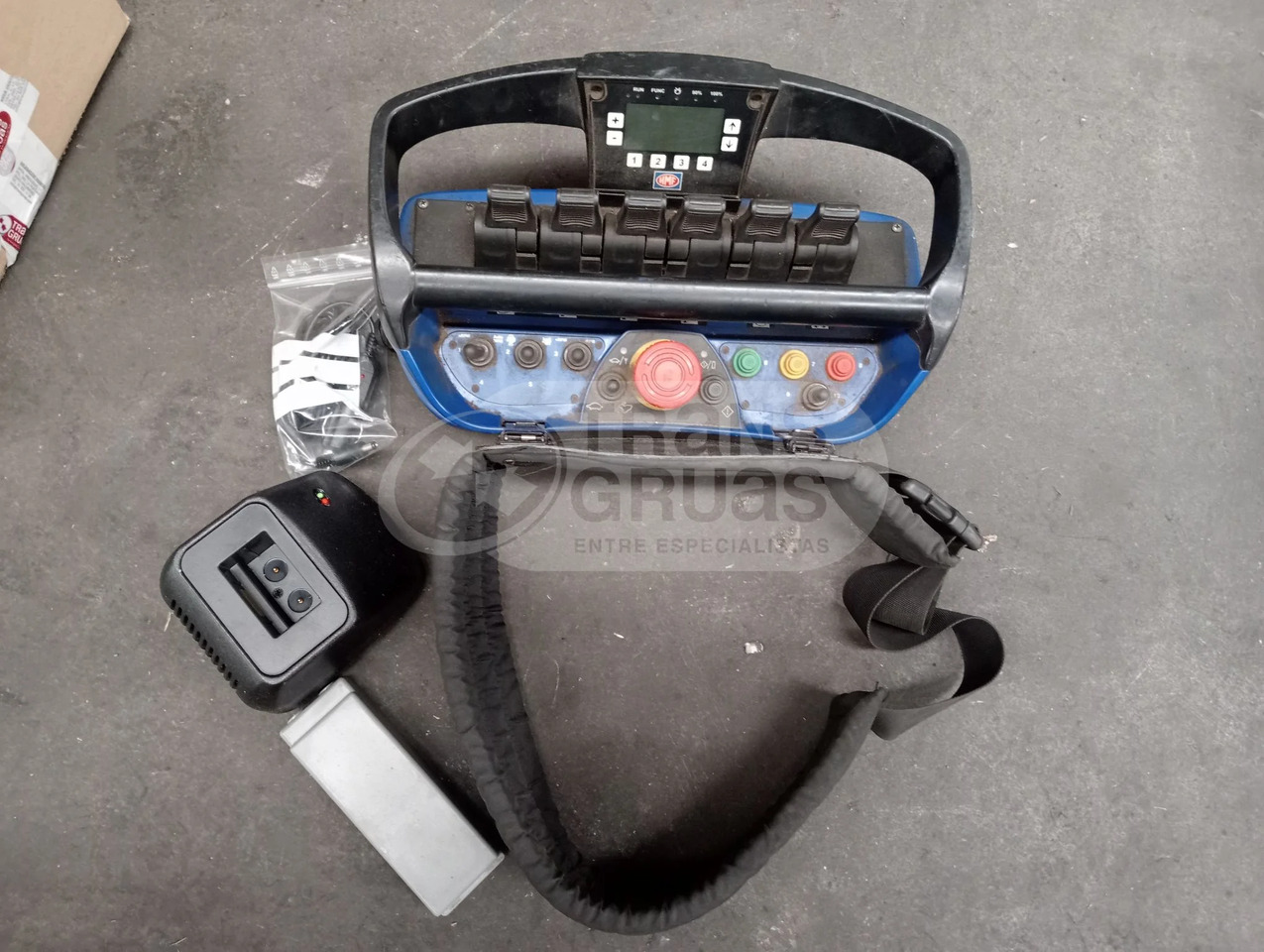 Grúa hidráulica HMF 1520 K4 - Γερανός παπαγάλος: φωτογραφία 5 Grúa hidráulica HMF 1520 K4 - Γερανός παπαγάλος: φωτογραφία 5