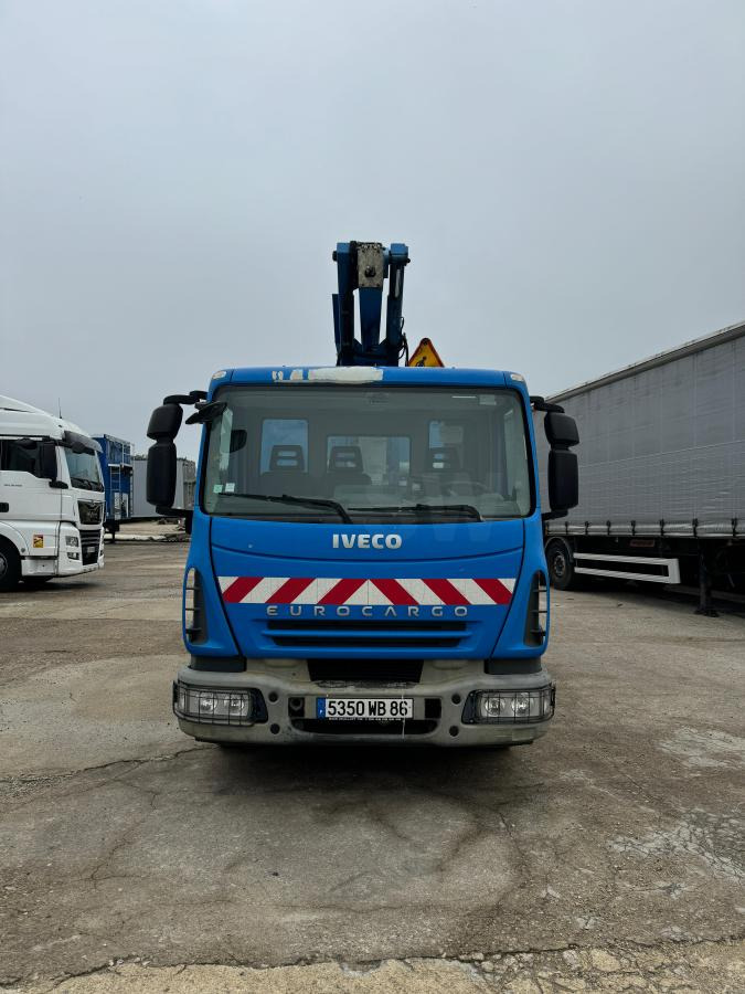 Iveco Eurocargo 100E19 - Φορτηγό με εναέρια πλατφόρμα: φωτογραφία 2 Iveco Eurocargo 100E19 - Φορτηγό με εναέρια πλατφόρμα: φωτογραφία 2