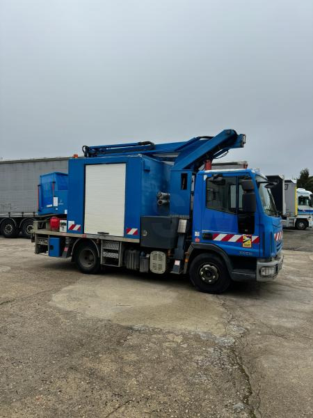 Iveco Eurocargo 100E19 - Φορτηγό με εναέρια πλατφόρμα: φωτογραφία 4 Iveco Eurocargo 100E19 - Φορτηγό με εναέρια πλατφόρμα: φωτογραφία 4