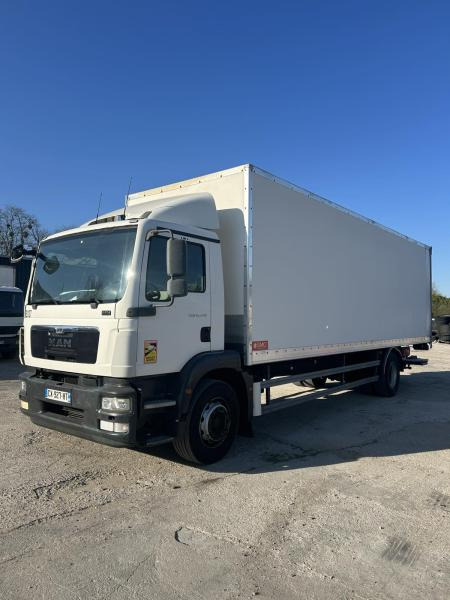 MAN TGM 18.250 - Φορτηγό κόφα: φωτογραφία 1 MAN TGM 18.250 - Φορτηγό κόφα: φωτογραφία 1