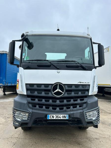 Mercedes Arocs 2045 - Τράκτορας: φωτογραφία 1 Mercedes Arocs 2045 - Τράκτορας: φωτογραφία 1