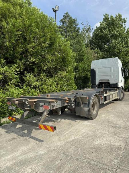 Renault Premium 430 - Φορτηγό μεταφοράς εμπορευματοκιβωτίων/ Κινητό αμάξωμα: φωτογραφία 4 Renault Premium 430 - Φορτηγό μεταφοράς εμπορευματοκιβωτίων/ Κινητό αμάξωμα: φωτογραφία 4