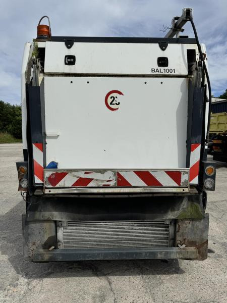 Schmidt Clingo 400 - Σάρωθρο δρόμων: φωτογραφία 3 Schmidt Clingo 400 - Σάρωθρο δρόμων: φωτογραφία 3