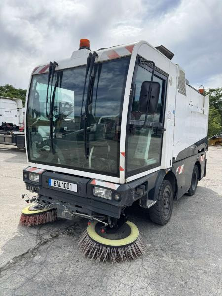 Schmidt Clingo 400 - Σάρωθρο δρόμων: φωτογραφία 1 Schmidt Clingo 400 - Σάρωθρο δρόμων: φωτογραφία 1