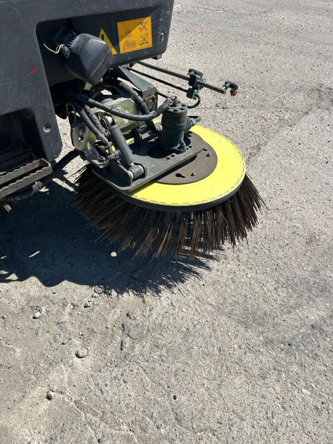 Schmidt Clingo 500 Compact 400 - Σάρωθρο δρόμων: φωτογραφία 4 Schmidt Clingo 500 Compact 400 - Σάρωθρο δρόμων: φωτογραφία 4