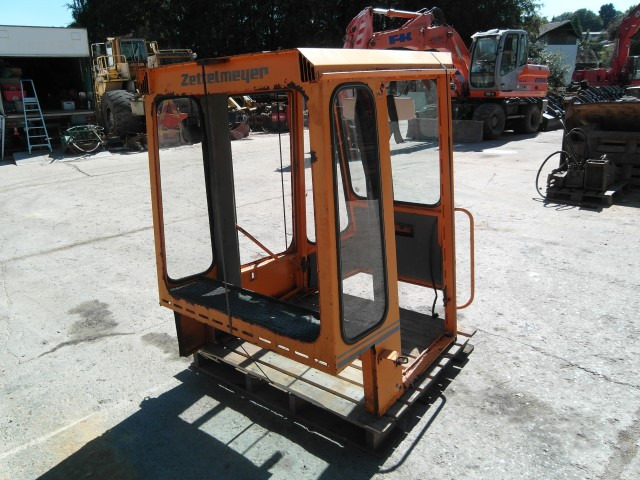 Kabine Zettelmeyer ZL 602 - Καμπίνα και εσωτερικό για Κατασκευή μηχανήματα: φωτογραφία 4 Kabine Zettelmeyer ZL 602 - Καμπίνα και εσωτερικό για Κατασκευή μηχανήματα: φωτογραφία 4