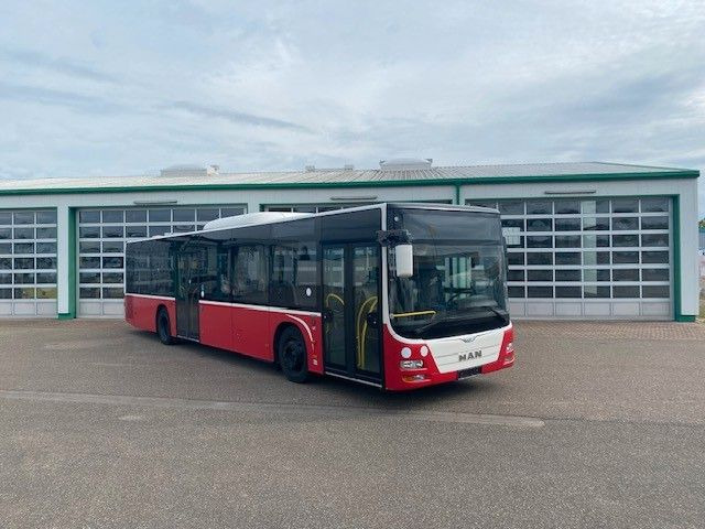 MAN A 21 Lions City KLIMA EURO 6 ZF EcoLife 2x - Αστικό λεωφορείο: φωτογραφία 1 MAN A 21 Lions City KLIMA EURO 6 ZF EcoLife 2x - Αστικό λεωφορείο: φωτογραφία 1