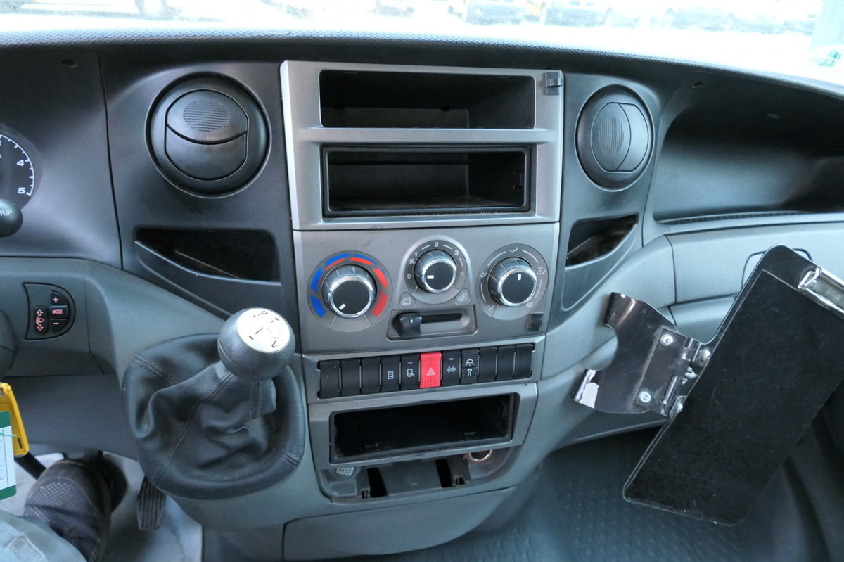 Leasing IVECO Daily 35 S11 C30C AUTOMATIK KAMERA Regale LUFT D IVECO Daily 35 S11 C30C AUTOMATIK KAMERA Regale LUFT D: φωτογραφία 10 Leasing IVECO Daily 35 S11 C30C AUTOMATIK KAMERA Regale LUFT D IVECO Daily 35 S11 C30C AUTOMATIK KAMERA Regale LUFT D: φωτογραφία 10