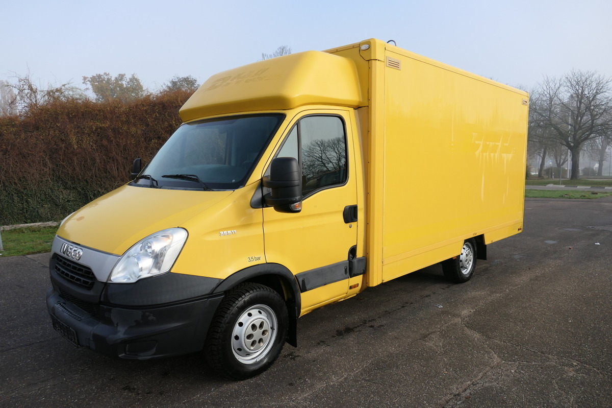 IVECO Daily 35 S11 C30C AUTOMATIK KAMERA Regale LUFT D - Επαγγελματικό αυτοκίνητο κόφα: φωτογραφία 1 IVECO Daily 35 S11 C30C AUTOMATIK KAMERA Regale LUFT D - Επαγγελματικό αυτοκίνητο κόφα: φωτογραφία 1