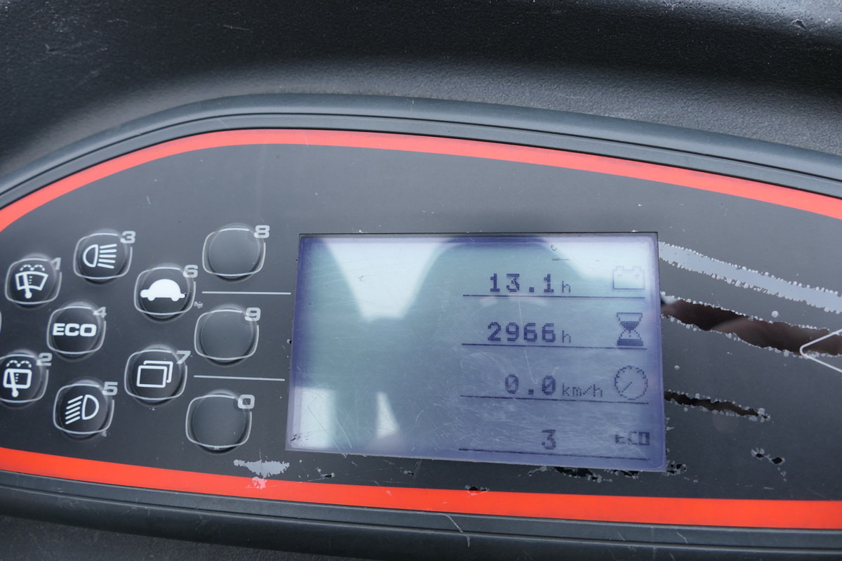 Μηχάνημα έλξης LINDE P 60 Z Schlepper Batterie 33/2019: φωτογραφία 8 Μηχάνημα έλξης LINDE P 60 Z Schlepper Batterie 33/2019: φωτογραφία 8