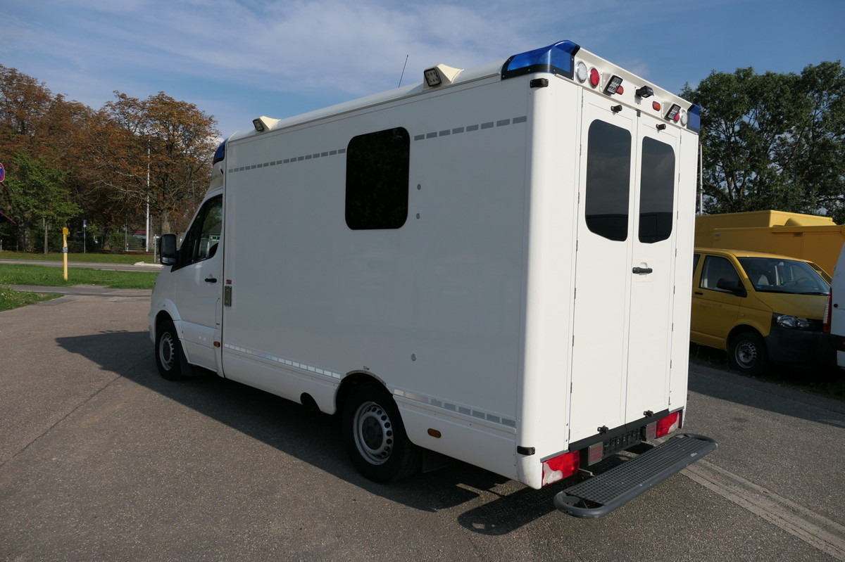 MERCEDES-BENZ 319 Sprinter 6-Zylinder Rettungswagen Strobel - Ασθενοφόρο: φωτογραφία 5 MERCEDES-BENZ 319 Sprinter 6-Zylinder Rettungswagen Strobel - Ασθενοφόρο: φωτογραφία 5