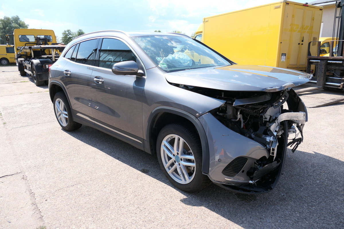 MERCEDES-BENZ EQA 250 + Progressive Klima AHK - SUV: φωτογραφία 1 MERCEDES-BENZ EQA 250 + Progressive Klima AHK - SUV: φωτογραφία 1
