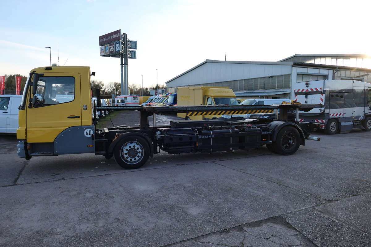 MERCEDES-BENZ KAMAG WBH 25 Wiesel Terberg Umsetzfahrz. KLIMA A - Φορτηγό μεταφοράς εμπορευματοκιβωτίων/ Κινητό αμάξωμα: φωτογραφία 2 MERCEDES-BENZ KAMAG WBH 25 Wiesel Terberg Umsetzfahrz. KLIMA A - Φορτηγό μεταφοράς εμπορευματοκιβωτίων/ Κινητό αμάξωμα: φωτογραφία 2