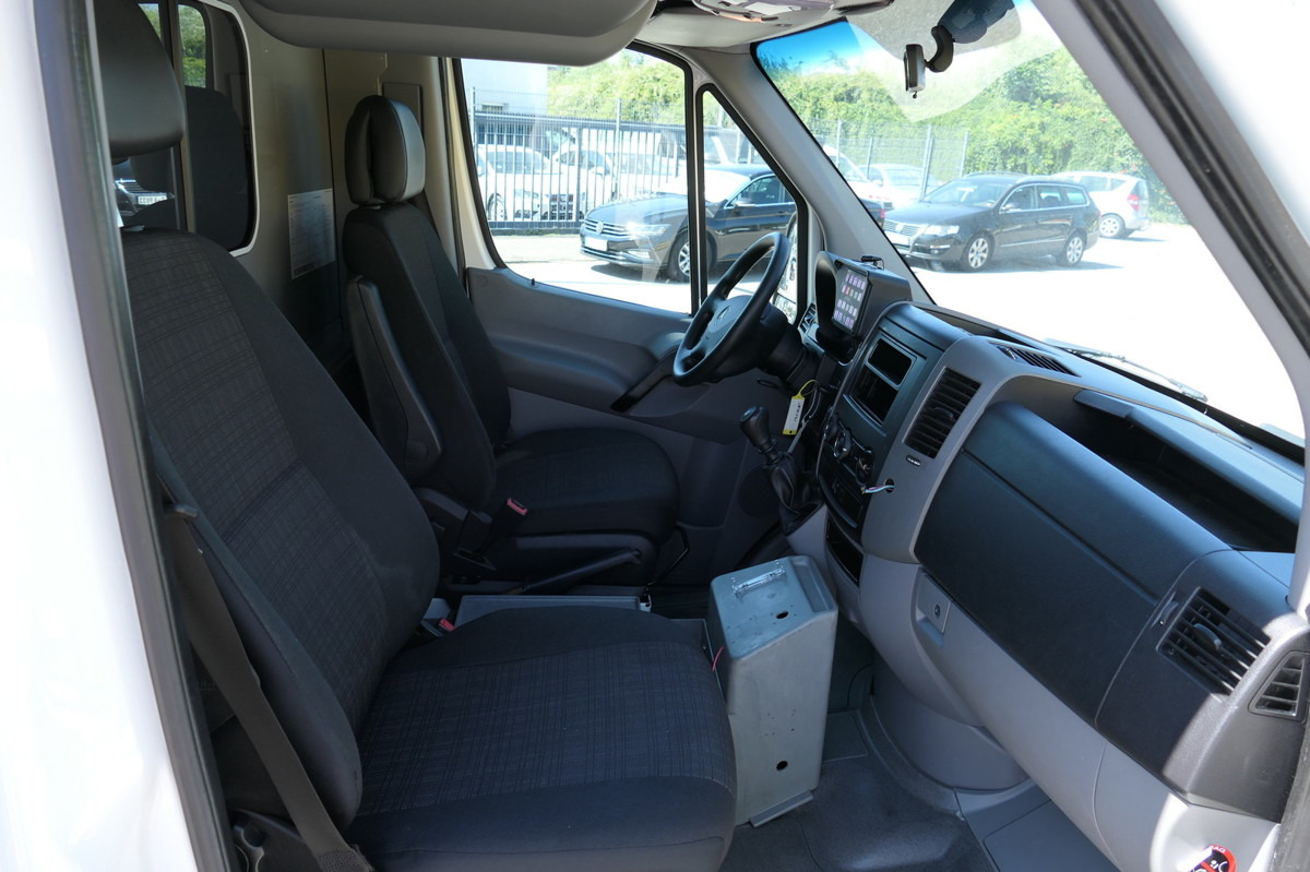 MERCEDES-BENZ Sprinter 316 CDI Klima Rettungswagen - Ασθενοφόρο: φωτογραφία 5 MERCEDES-BENZ Sprinter 316 CDI Klima Rettungswagen - Ασθενοφόρο: φωτογραφία 5