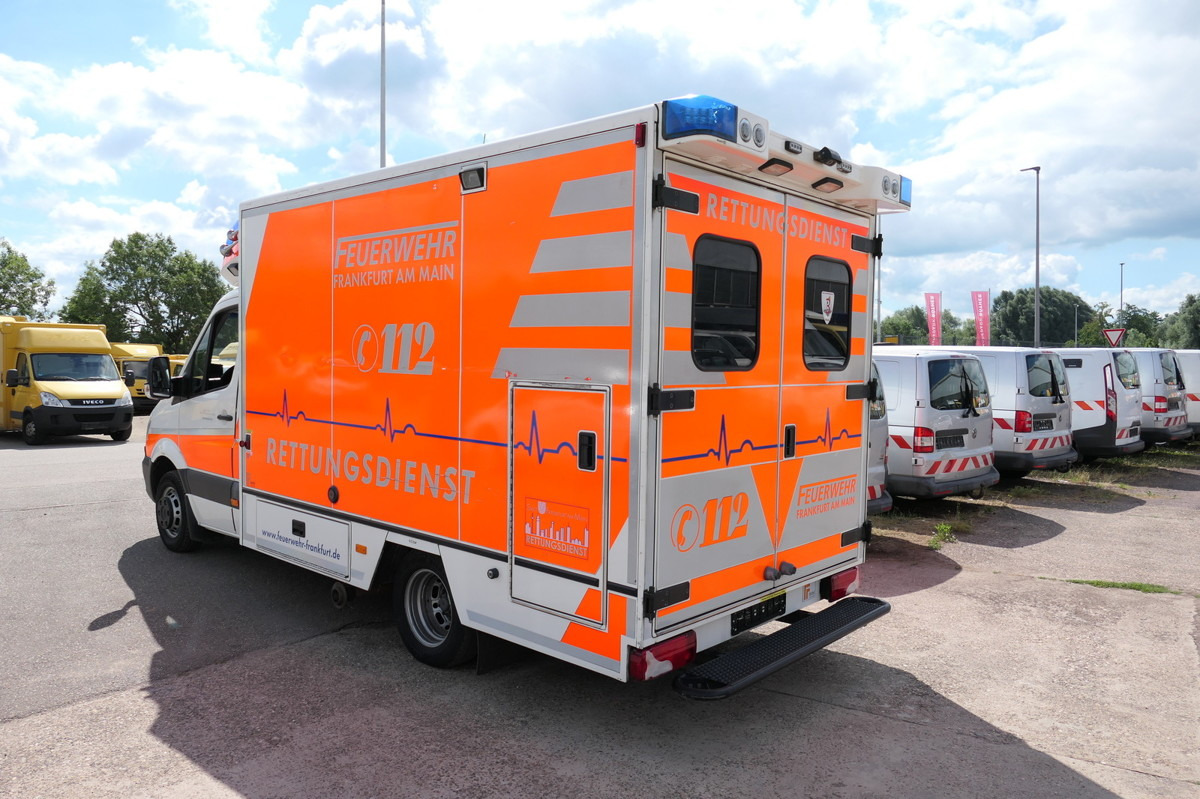 MERCEDES-BENZ Sprinter 519 CDI Klima Krankenwagen Fahrtec Aufb - Ασθενοφόρο: φωτογραφία 3 MERCEDES-BENZ Sprinter 519 CDI Klima Krankenwagen Fahrtec Aufb - Ασθενοφόρο: φωτογραφία 3