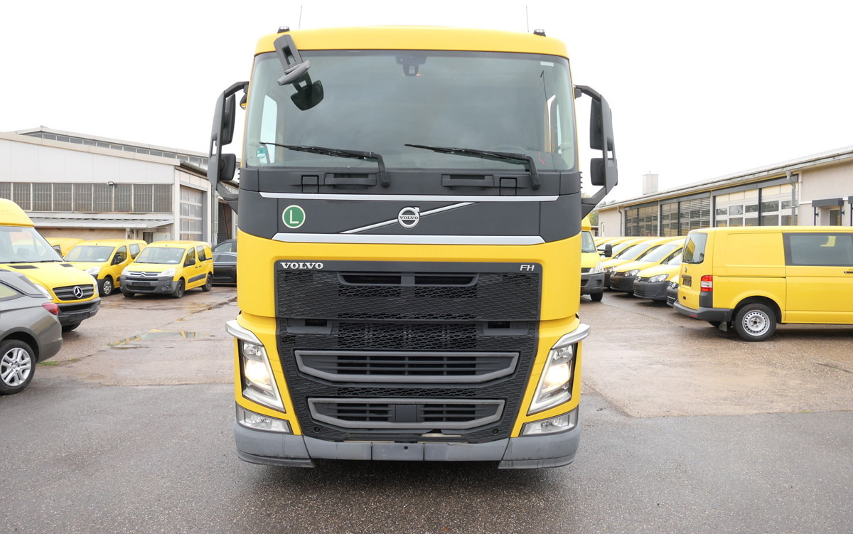 VOLVO FH 26.420 6x2 BDF - Φορτηγό μεταφοράς εμπορευματοκιβωτίων/ Κινητό αμάξωμα: φωτογραφία 2 VOLVO FH 26.420 6x2 BDF - Φορτηγό μεταφοράς εμπορευματοκιβωτίων/ Κινητό αμάξωμα: φωτογραφία 2